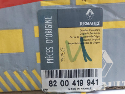 Original OE RENAULT Heckleuchte 8200419941