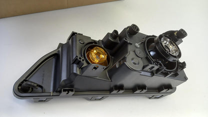 Original BMW 5er E39 Scheinwerfergehäuse mit Einsatz rechts 63128377990