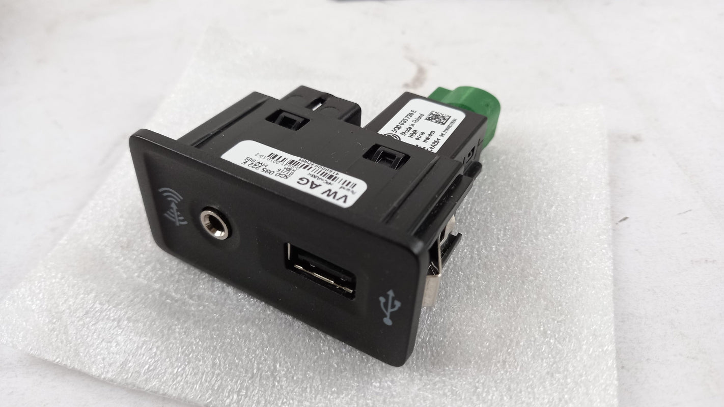 Original VW Arteon Beetle Golf 7 Passat B8 Sharan Multimedia-Kit 3G0057342A