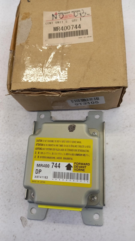 Original OE MITSUBISHI Airbag Steuergerät MR400744