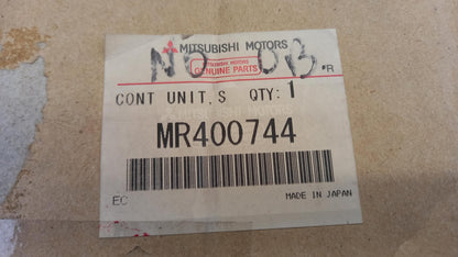 Original OE MITSUBISHI Airbag Steuergerät MR400744