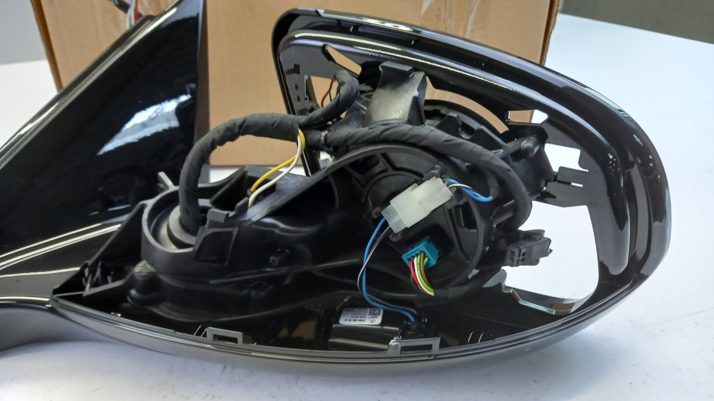 Original MERCEDES-BENZ E-klasse W213 Außenspiegel Gehäuse links A2138104301