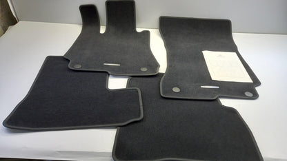 Original MERCEDES-BENZ S-Klasse W221 Fußmattensatz 4-teilig Schwarz B66294230
