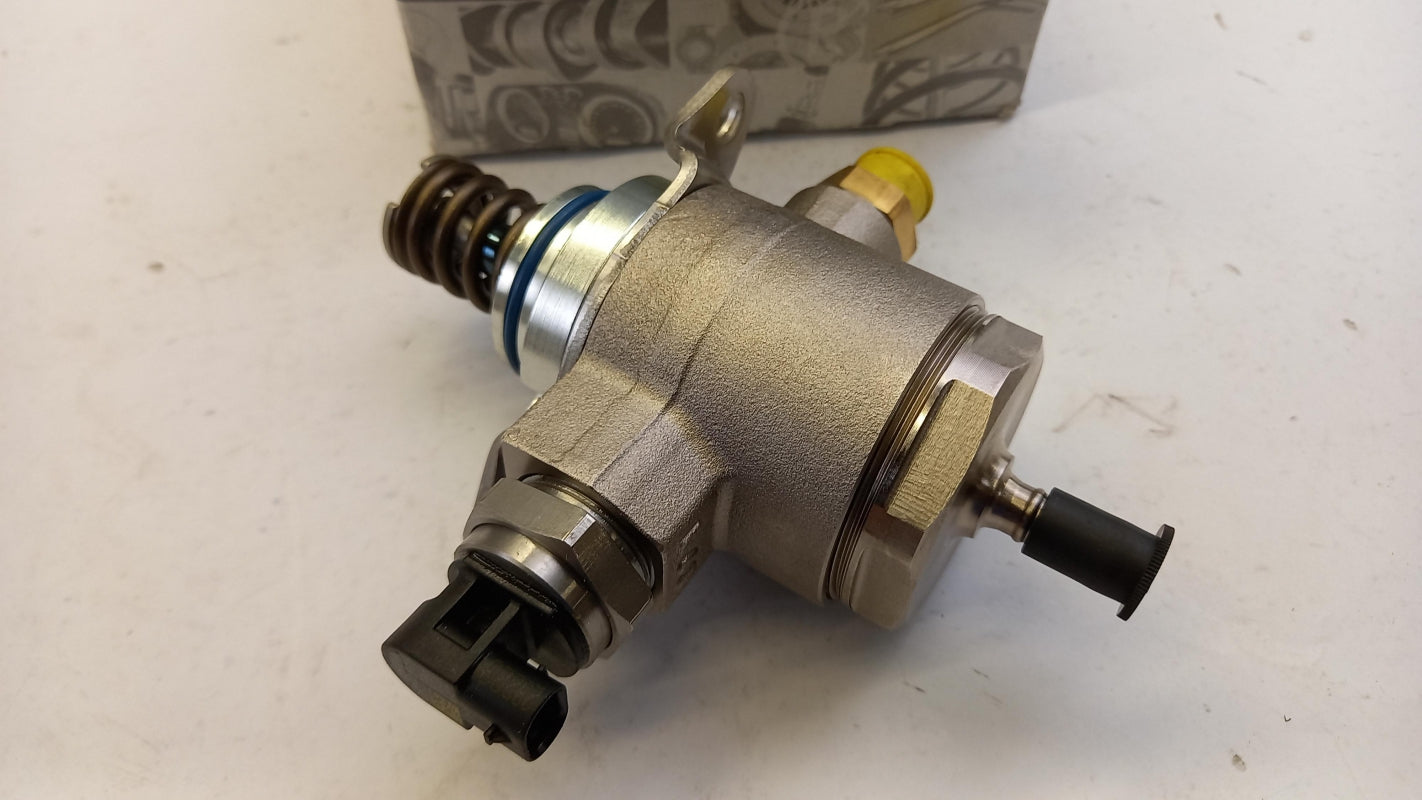 Original OE Volkswagen Kraftstoff-Fördereinheit 06J127025G