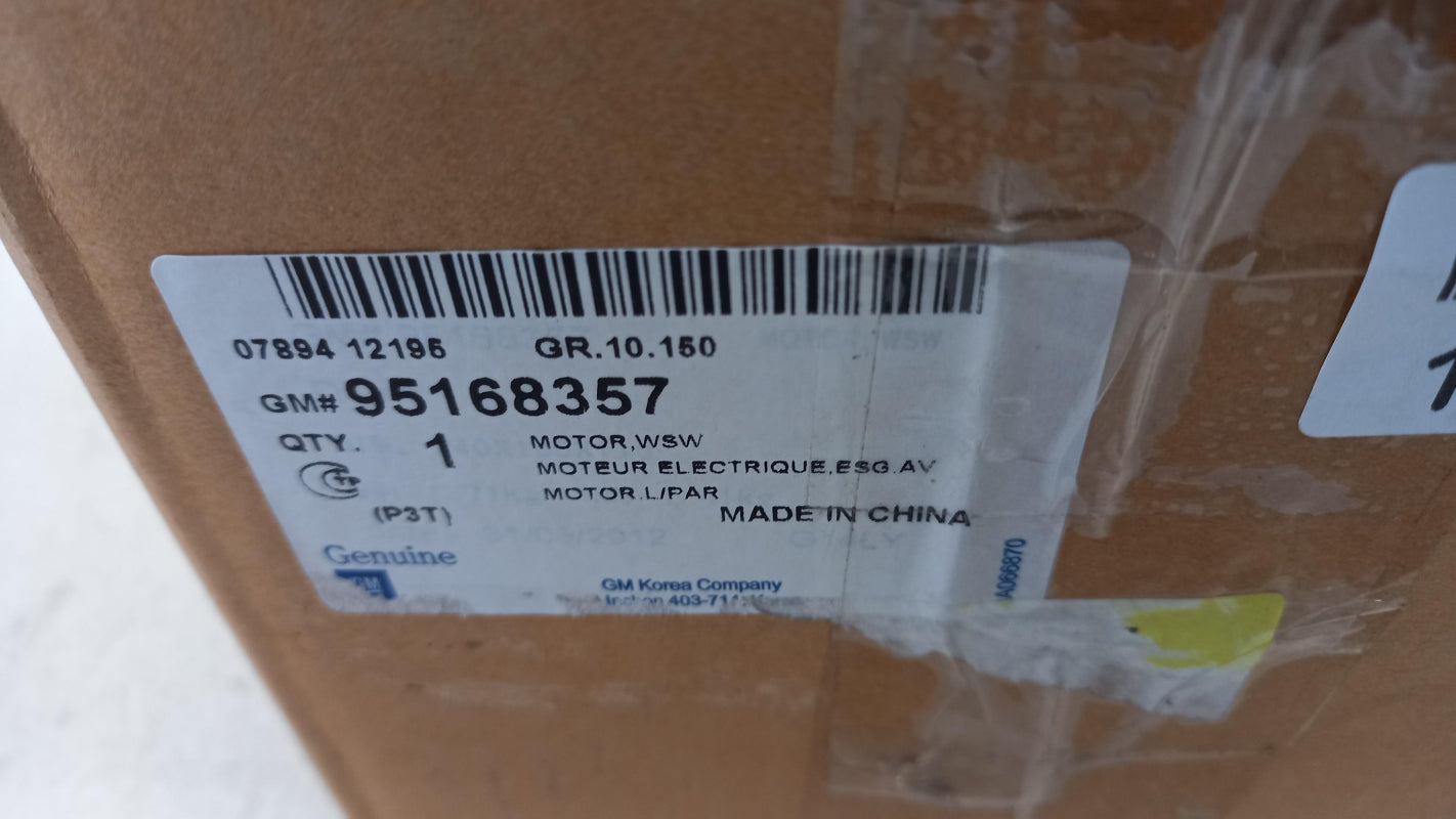 Original CHEVROLET Aveo T300 Sonic Wischermotor vorne 95168357