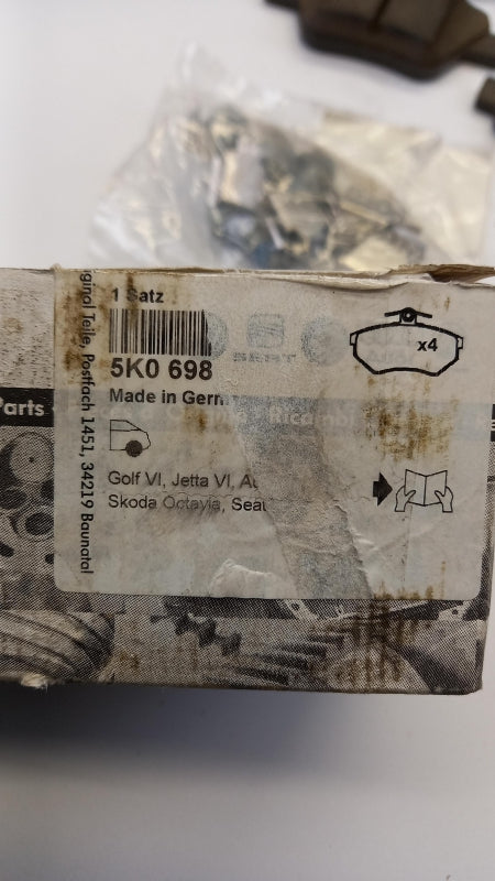 Original AUDI A1 A3 VW Caddy Golf Scirocco Bremsbeläge 272X10 hinten 5K0698451A