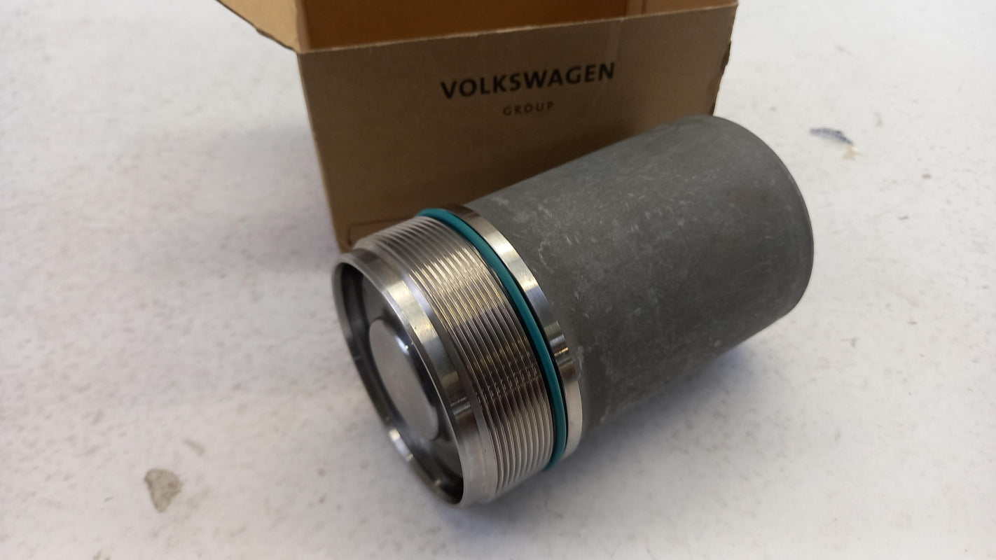 Original OE Volkswagen Druckspeicher 0AM325587F