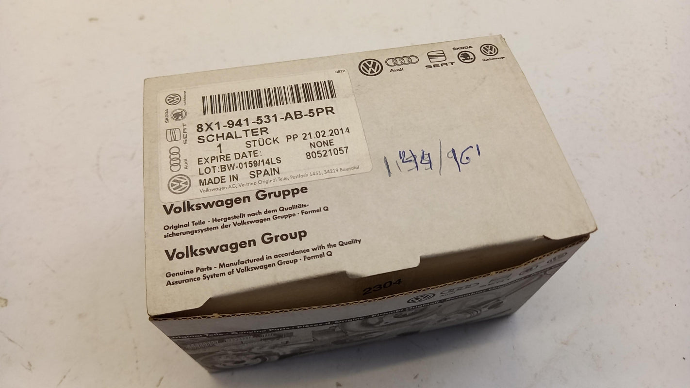 Original AUDI A1 8X Q3 8U Lichtschalter soulschwarz 8X1941531AB5PR