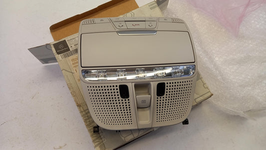 Original MERCEDES-BENZ C-Klasse W205 Innenleuchte A00090090077H52