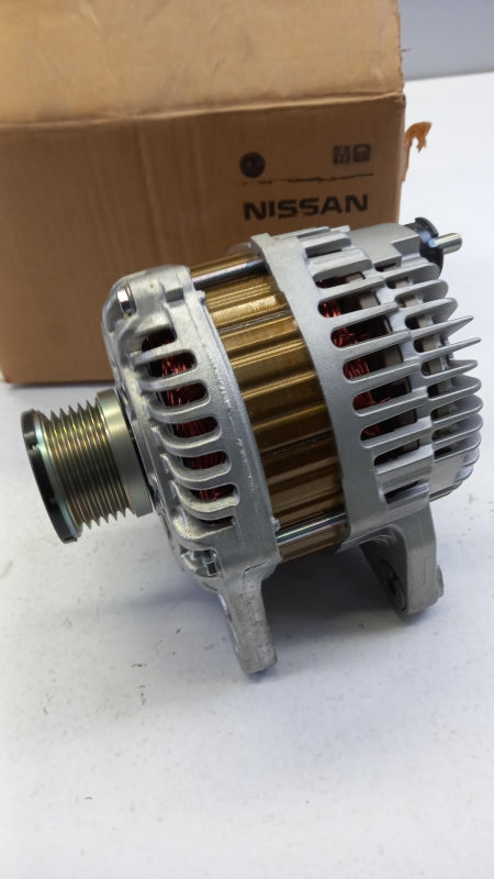 Original NISSAN Qashqai Dualis Lichtmaschine 23100JD200