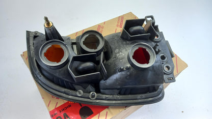 Original OE TOYOTA Heckleuchte Streuscheibe 8155142010