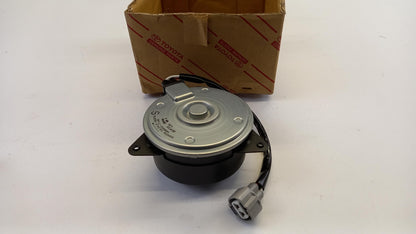 Original TOYOTA Camry LEXUS RX300/330/350 ES350 Motorlüfter 1636320270