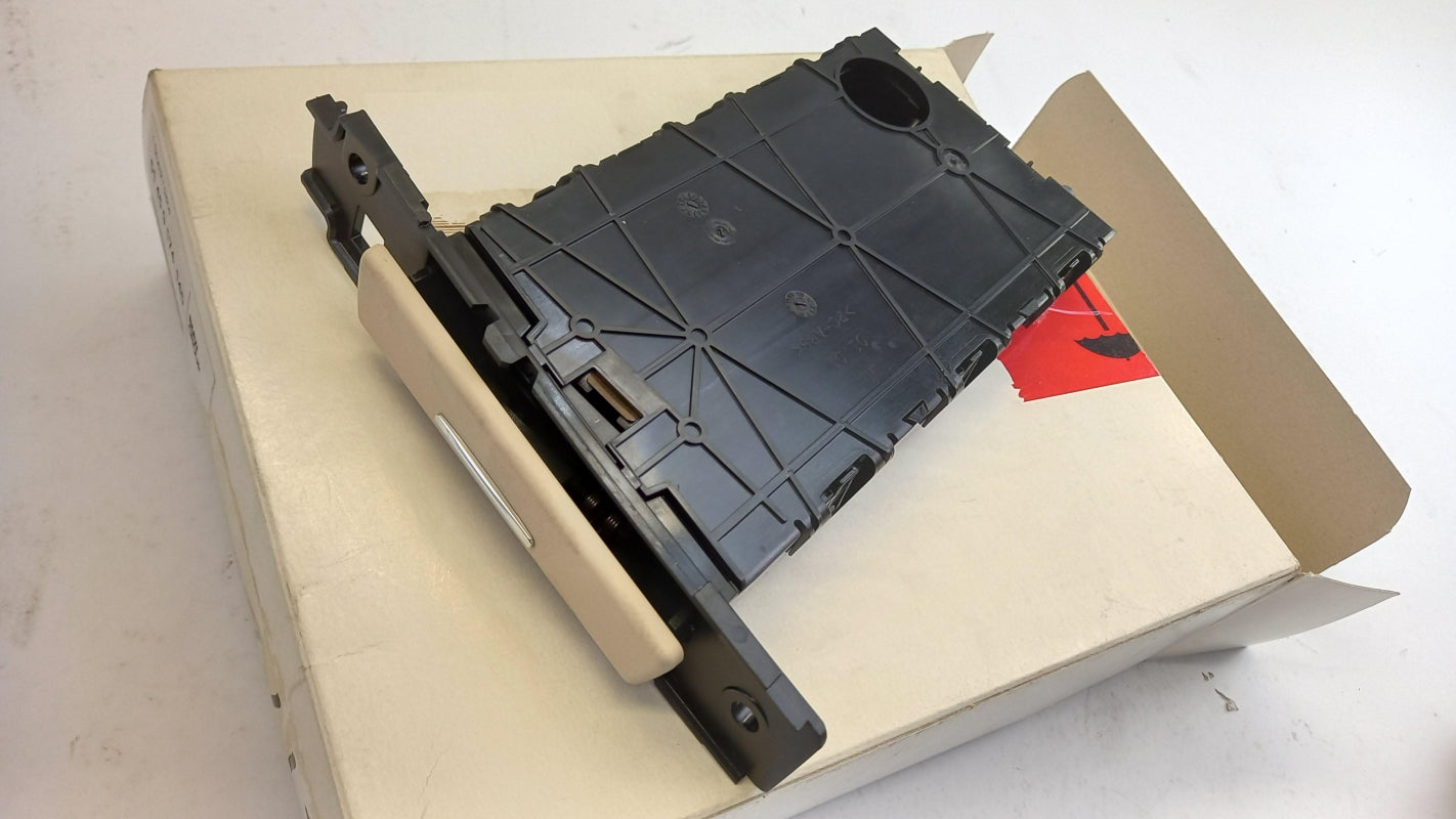 Original BMW 3er E92 E93 Getränkehalter chrom-krembeige rechts 51459174145