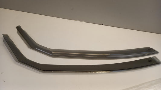 Original OE HYUNDAI/KIA Windabweiser A4221ADE00