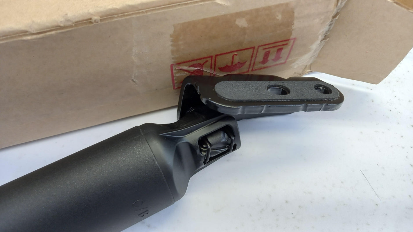 Original KIA Ceed J7 Heckklappendämpfer 81840J7710