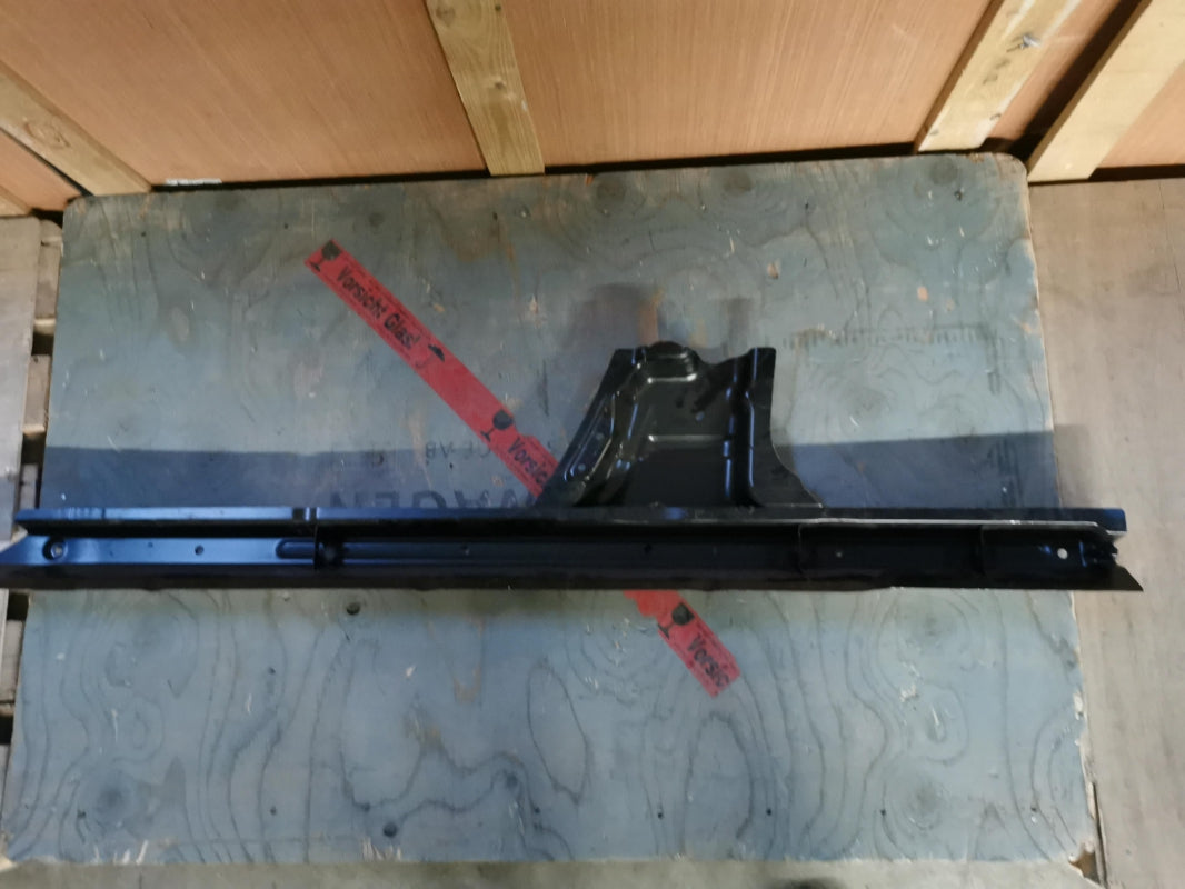 Original OE SUZUKI Seitenverstärkung 6323081G01000