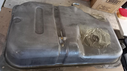 Original FORD Fiesta III 1989-1992 Kraftstofftank 1659731