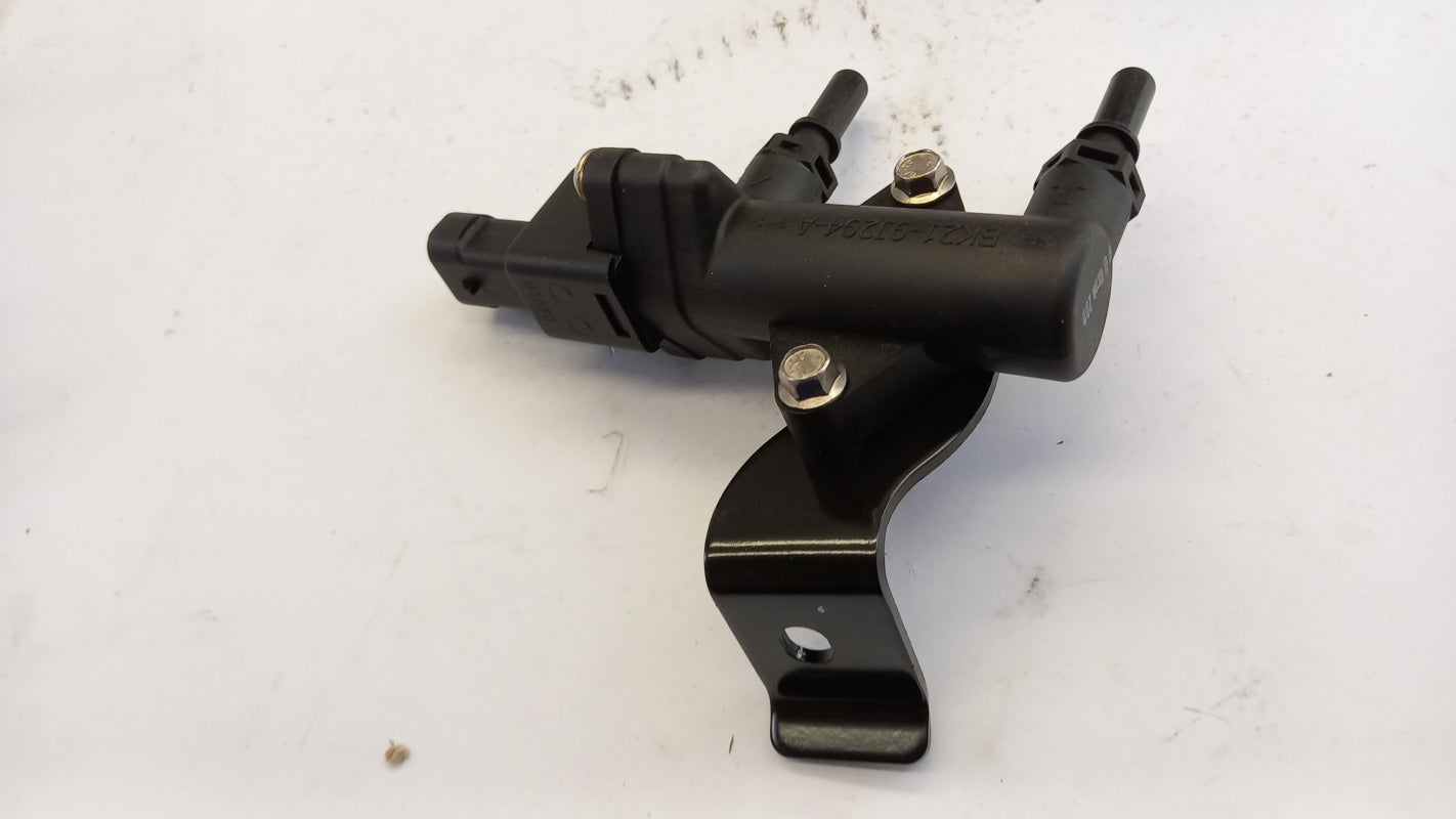 Original OE FORD Kraftstoffvorwärmer 2058919
