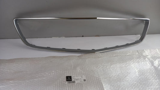 Original MERCEDES-BENZ CLS C218 X218 Kühlergrill Zierblende chrom A2188850174