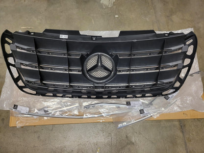 Original MERCEDES-BENZ Sprinter 907 910 Kühlergrill Zierleiste Satz A9108881100