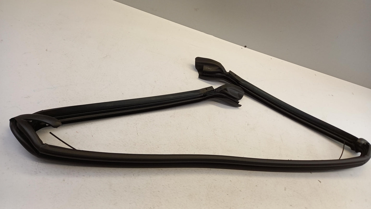 Original BMW MINI Cabrio R52 R57 Windscheibe Dichtung 51717072927