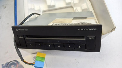 Original VW Golf Bora Sharan CD-Wechsler 6-Disc 3B7057110