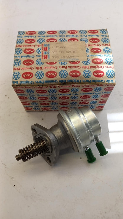 Original AUDI 80 90 1979-1981 1.3l Kraftstoffpumpe 052127025H