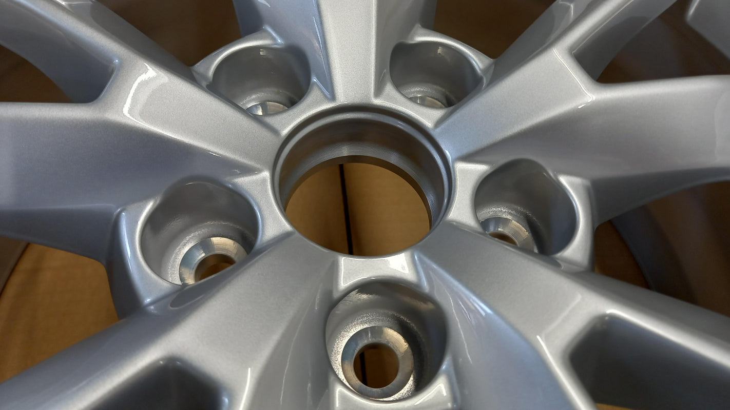 Original AUDI Q3 8U (2012-2018) 17 Zoll ET 43 7Jx17H2 Felge 8U0601025AF