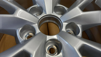 Original AUDI Q3 8U (2012-2018) 17 Zoll ET 43 7Jx17H2 Felge 8U0601025AF