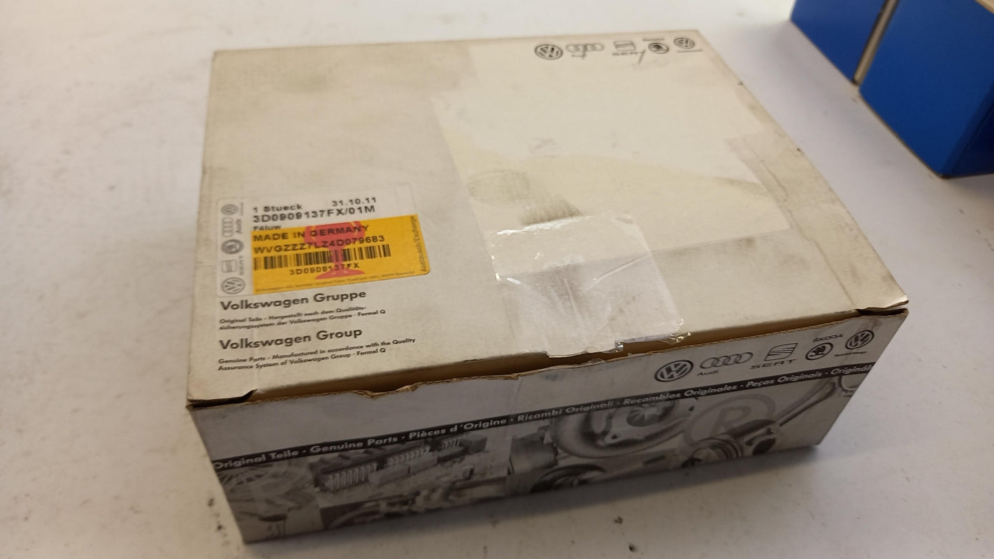 Original VOLKSWAGEN Touareg Steuergerät 3D0909137FX01M