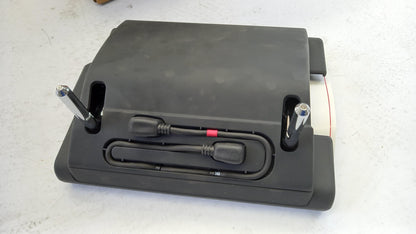 Original AUDI A4 A5 A6 Q5 Q7 RSE Halterung für 7" Tabletplayer 4L00637471AD