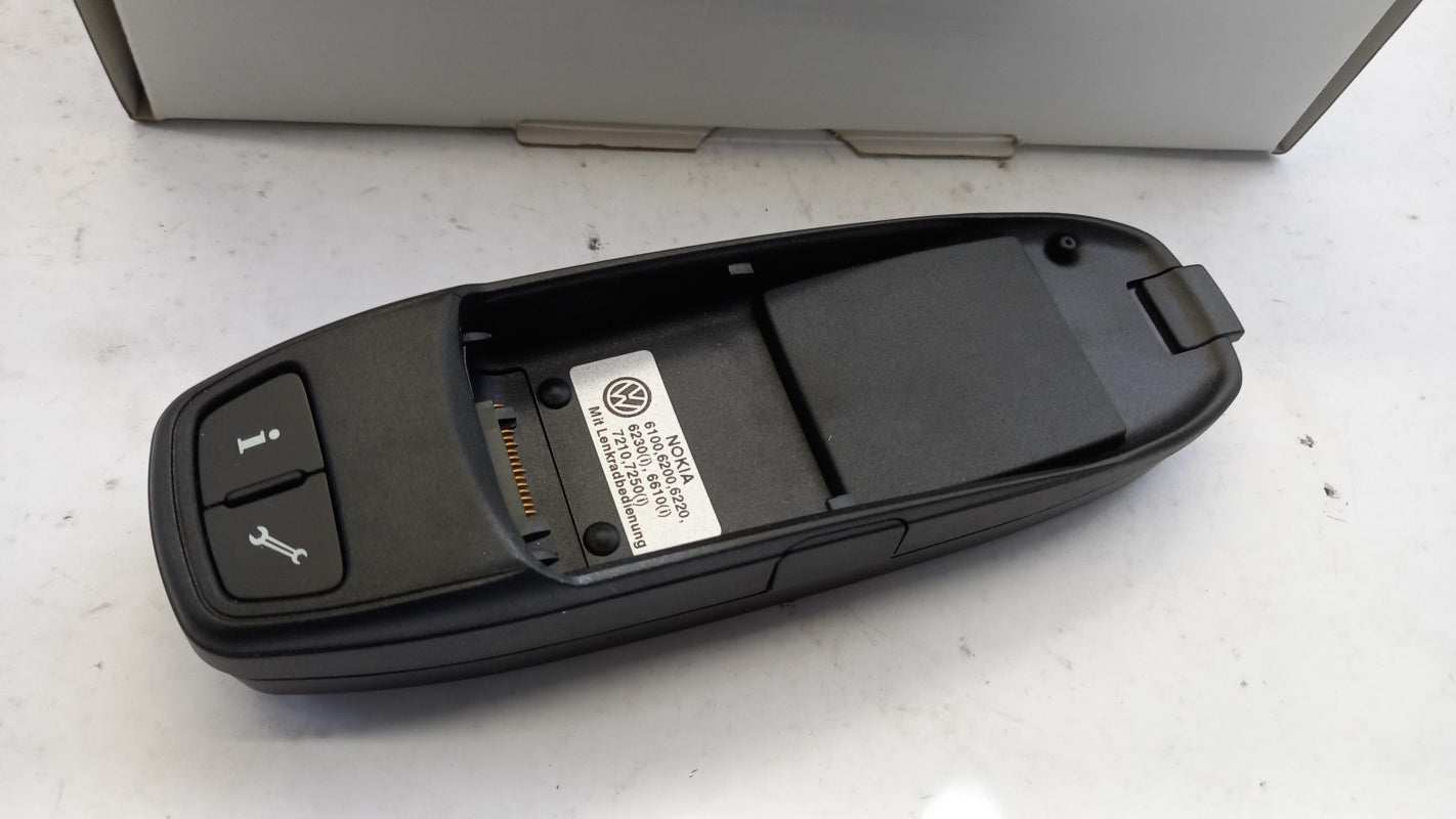 Original VW Handyadapter Nokia 6100/6200/6220/6230/6610/7210/7250 7L0051435BK