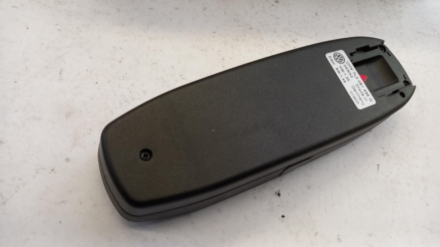 Original Volkswagen Handyadapter für Nokia 6310/6210 7L0051435Q