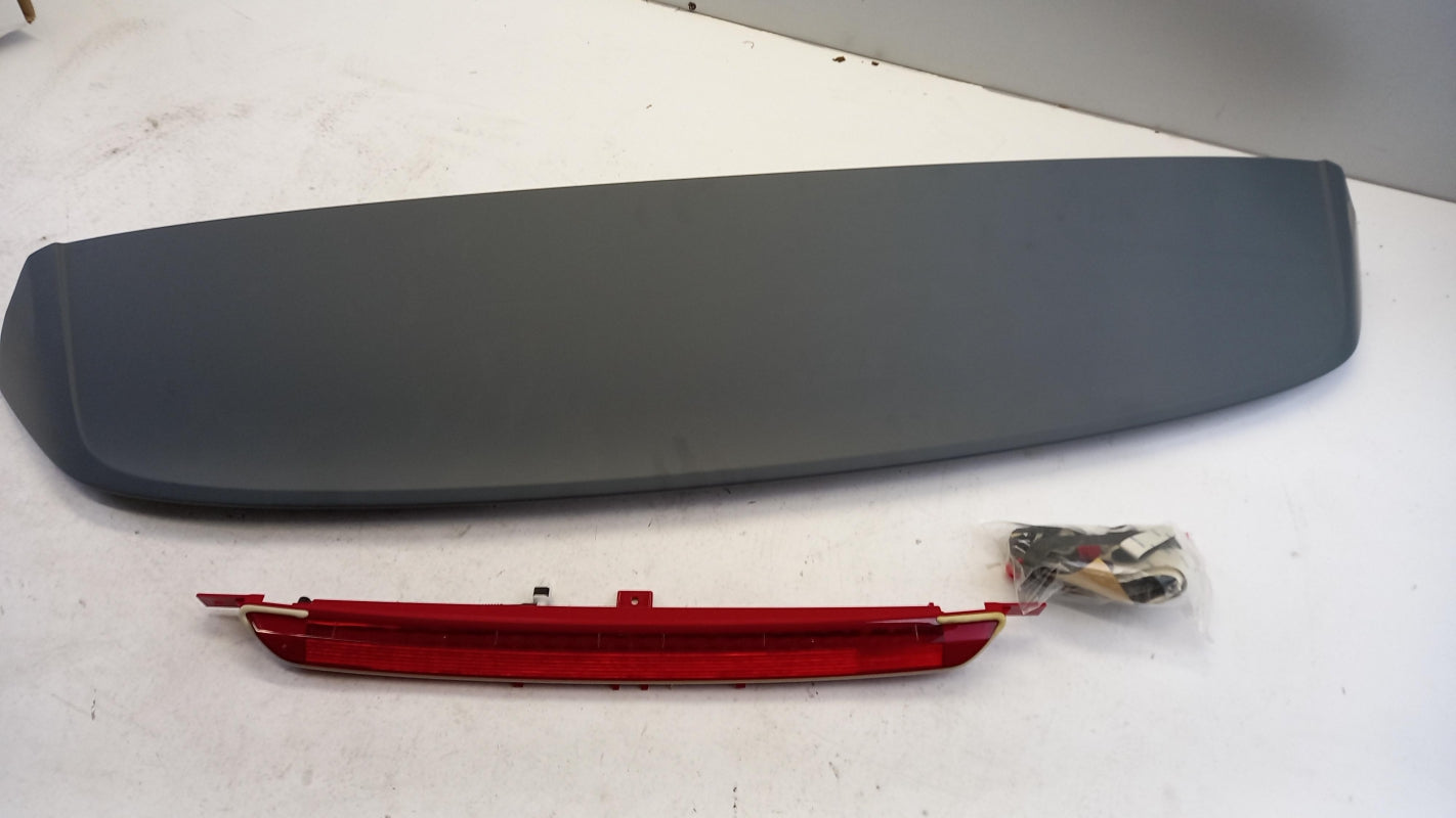 Original VW e-Golf 5G 2014> Golf 5G BE BQ Dachheckkantenspoiler 5G6827936CGRU