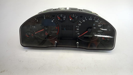 Original AUDI A6 (1998-2001) Kombiinstrument Tacho 260km/h 4B0919860MX