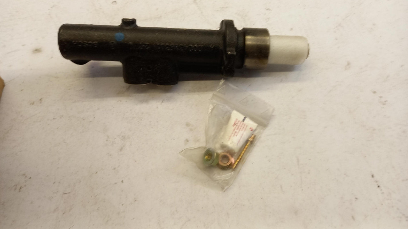 Original OE Volkswagen Hauptbremszylinder 2D0611019D