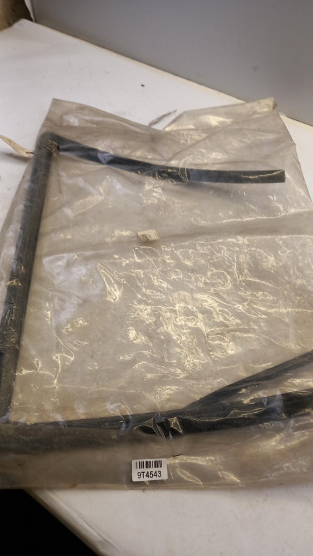 Original VW Passat B3 B4 Fensterführungsschiene außen hinten links 3A9839431B41