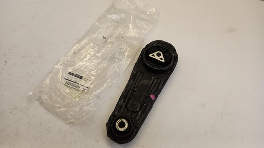 Original OE NISSAN Motorlager 113609U000