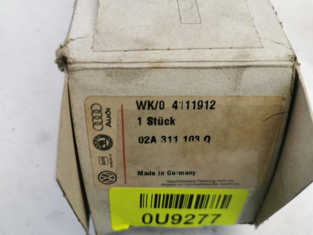 Original VW Golf IV Passat B4 Polo 6N Schaltgetriebe Hauptwelle 02A311103Q