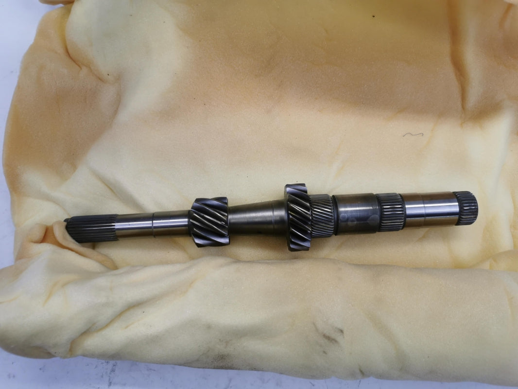 Original VW Golf IV Passat B4 Polo 6N Schaltgetriebe Hauptwelle 02A311103Q