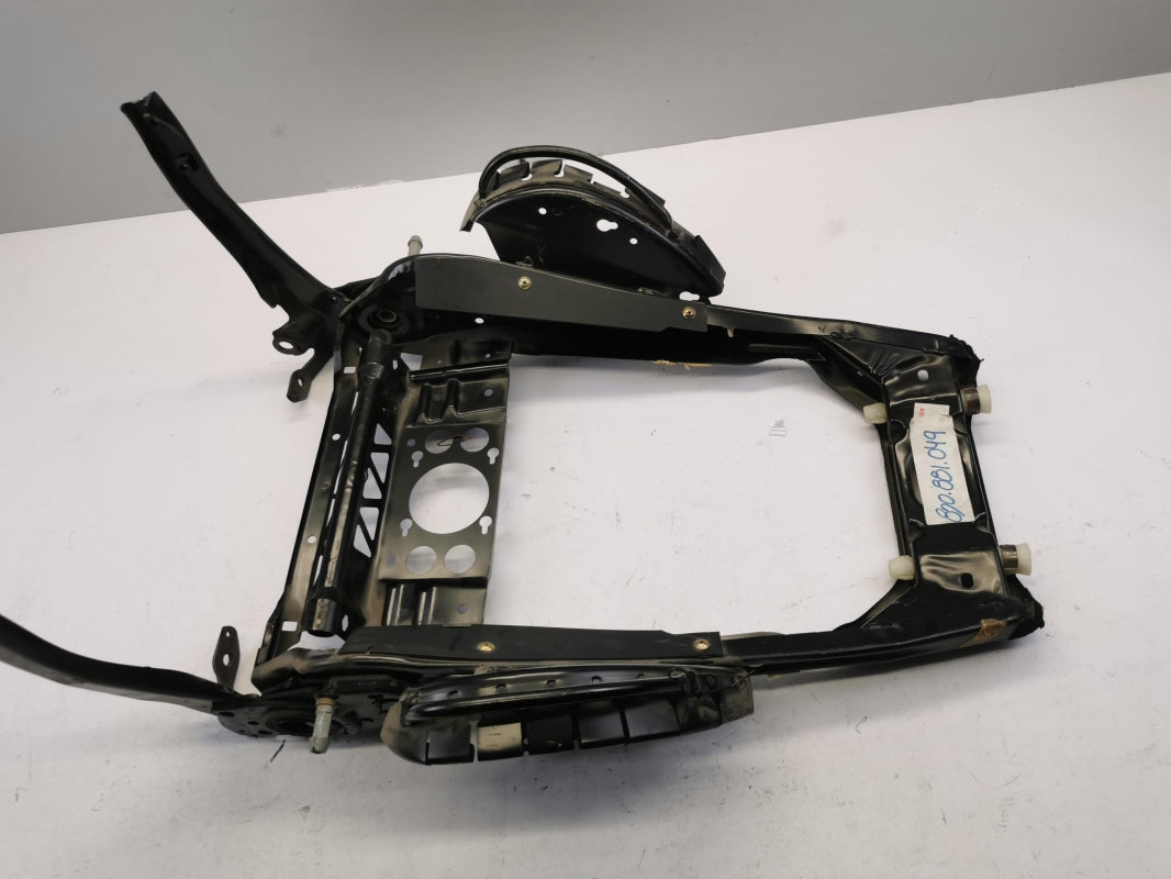 Original AUDI A4 S4 8D 1999-2001 Rückenlehne-Rahmen vorne 8D0881049