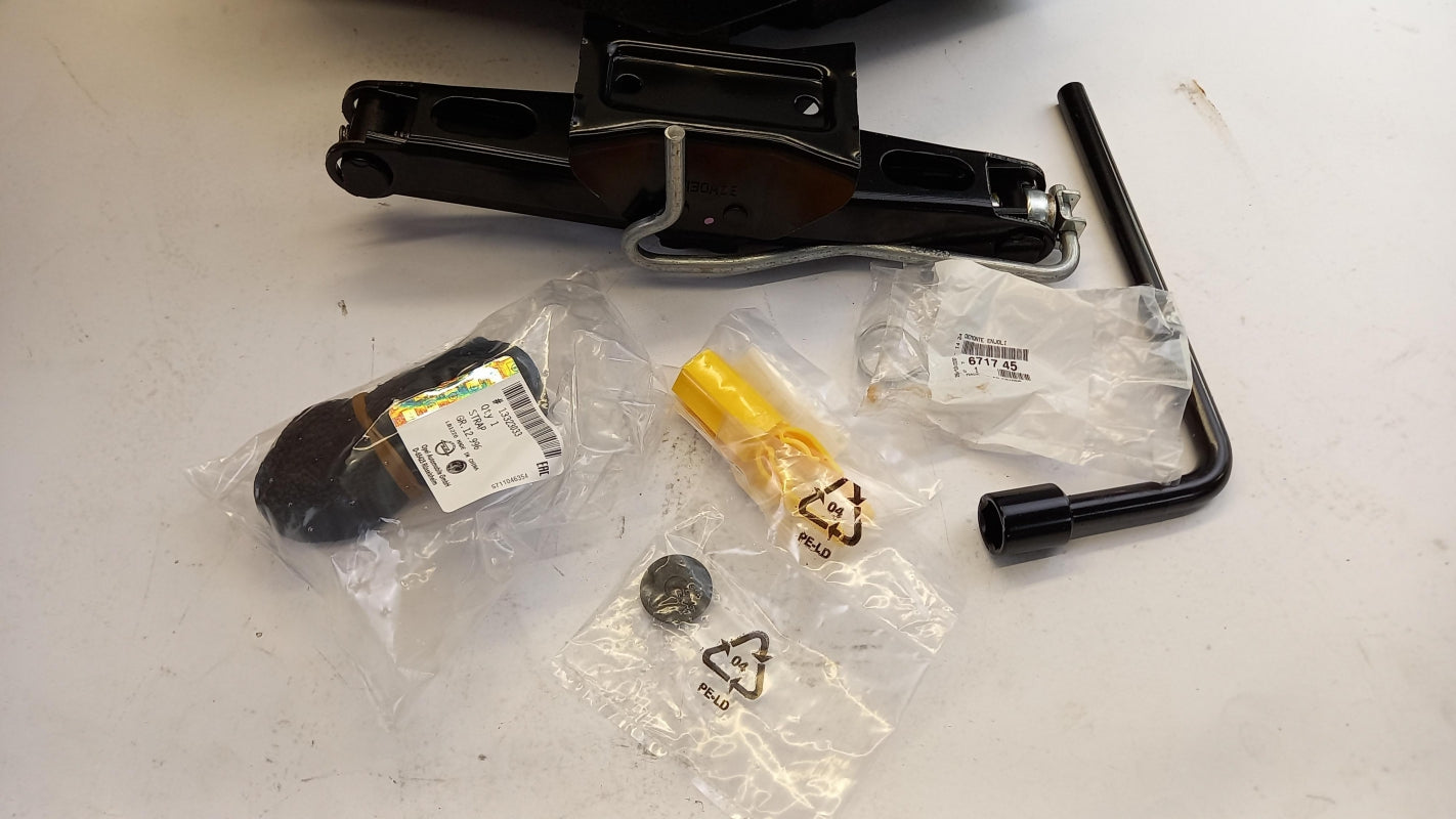 Original OE Peugeot Werkzeugkasten 1680518480