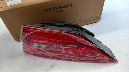 Original AUDI A3 8V LED-Schlussleuchte Heckleuchte innen rechts 8V5945094H