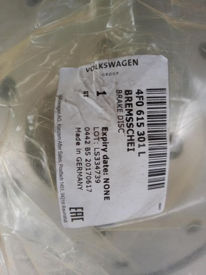 Original AUDI RS6 (C6/4F) 2008-2011 1x Bremsscheibe gelocht Vorne 4F0615301L