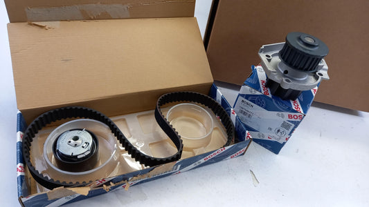 BOSCH für FIAT Panda 2006- Wasserpumpe + Zahnriemenkit 1.4 1987946387