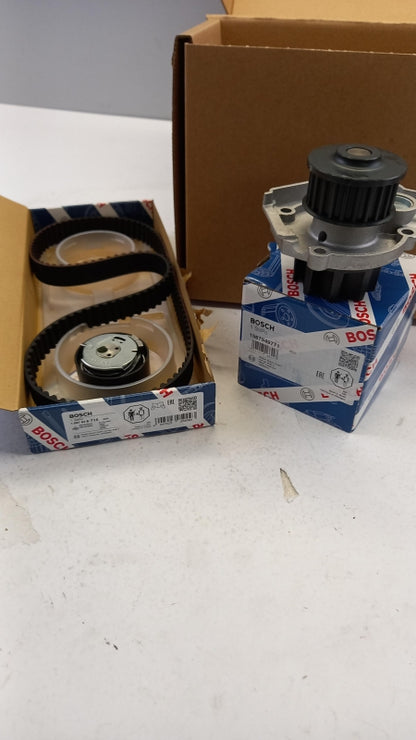 BOSCH für FIAT Panda 2006- Wasserpumpe + Zahnriemenkit 1.4 1987946387