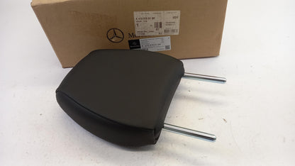 Original MERCEDES-BENZ X-Klasse BR470 Innenausstattung Kopfstütze A4709700100