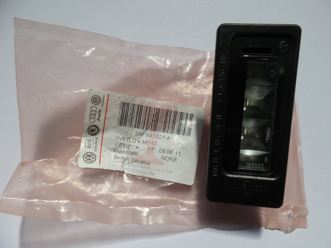Original OE Volkswagen Kennzeichenleuchte 3AF943021A