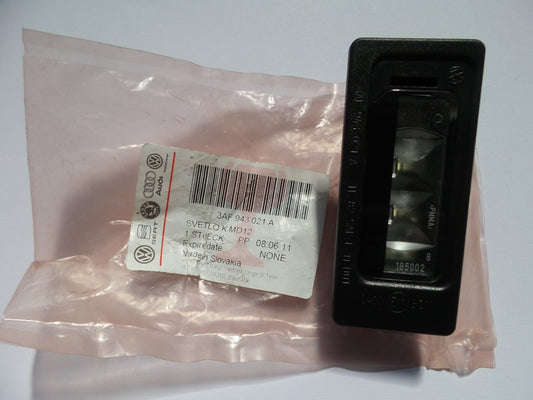 Original OE Volkswagen Kennzeichenleuchte 3AF943021A