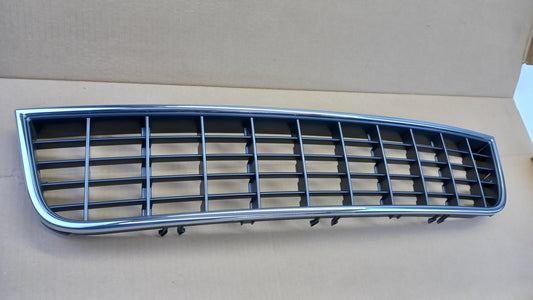 Original AUDI A6 4B Stoßfänger Lüftungsgitter mittel chrom 4B3807647B2ZZ